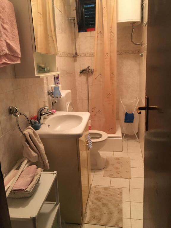 Kúpeľňa v ubytovaní “Kiko” sea apartments