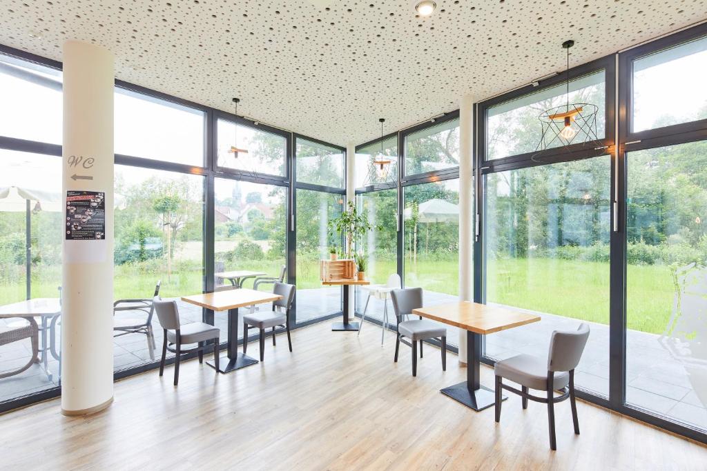 Posezení v ubytování VR-Serviced Apartments Obergeis