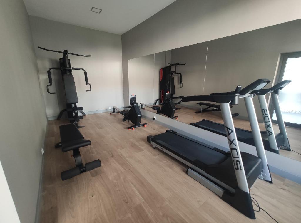Posilňovňa alebo fitness centrum v ubytovaní Masuria Apartaments Ełk Nadjeziorna