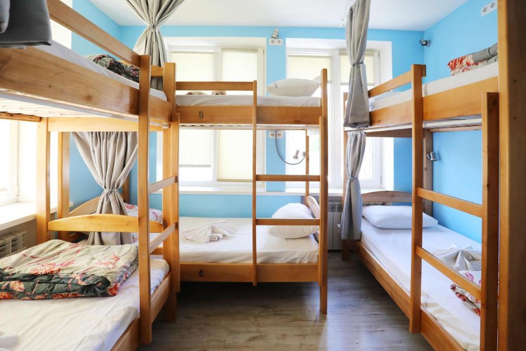 Letto o letti in una camera di Light Life Hostel