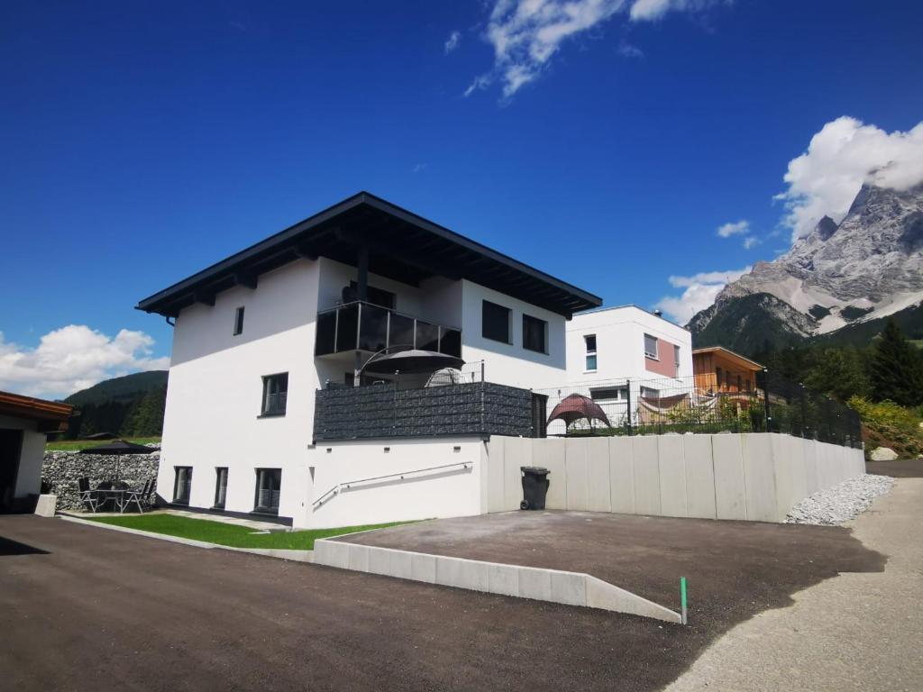 Výhľad na hory alebo výhľad na hory priamo z apartmánu