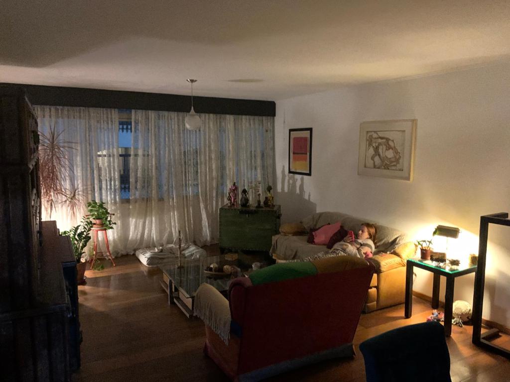  Quarto no Jardins