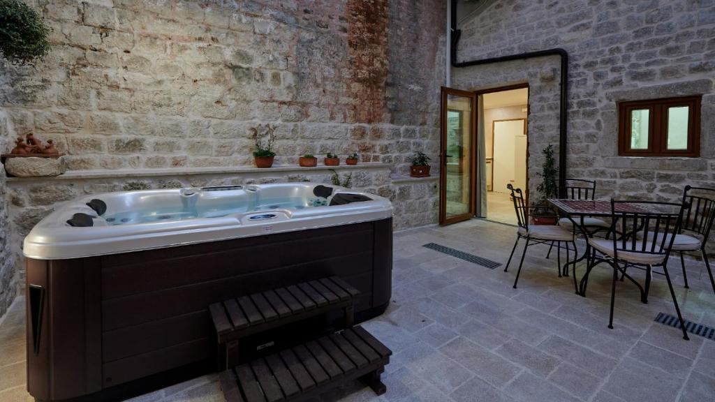 Fotografie z fotogalerie ubytování Villa Kudelik - Stone Story v Trogiru
