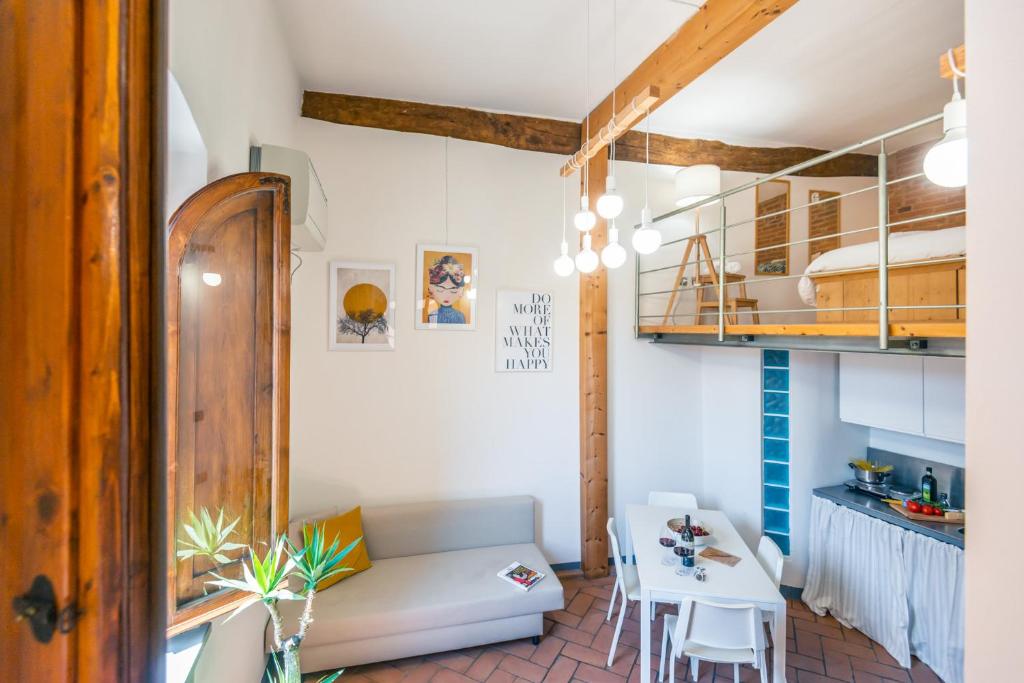 Kuchnia lub aneks kuchenny w obiekcie LUI Tuscany Loft