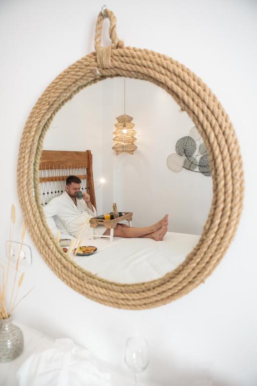 Hora Seaside Suites - 18