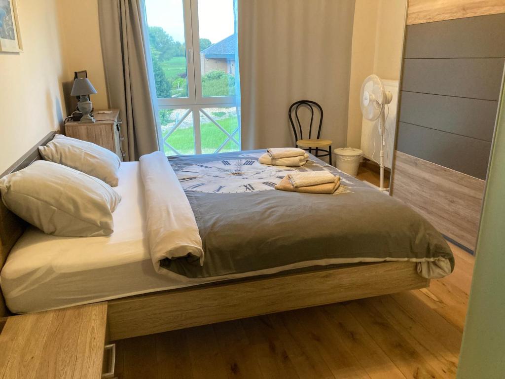 Postel nebo postele na pokoji v ubytování B&B Molen Ter Walle