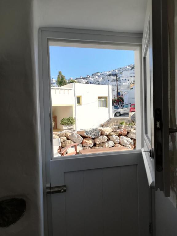 Fotografie z fotogalerie ubytování Yalos House v destinaci Pera Gyalos
