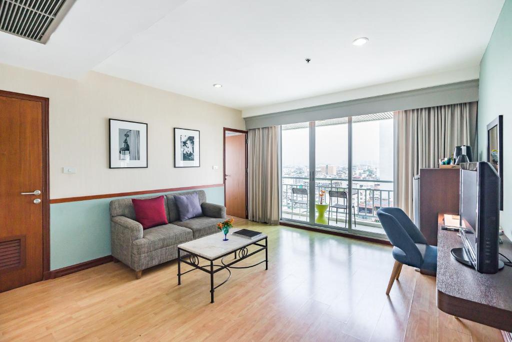 Evergreen Place Siam by UHG - Resim 24