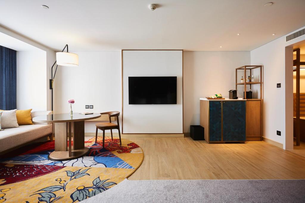 Montien Hotel Surawong Bangkok - Resim 45