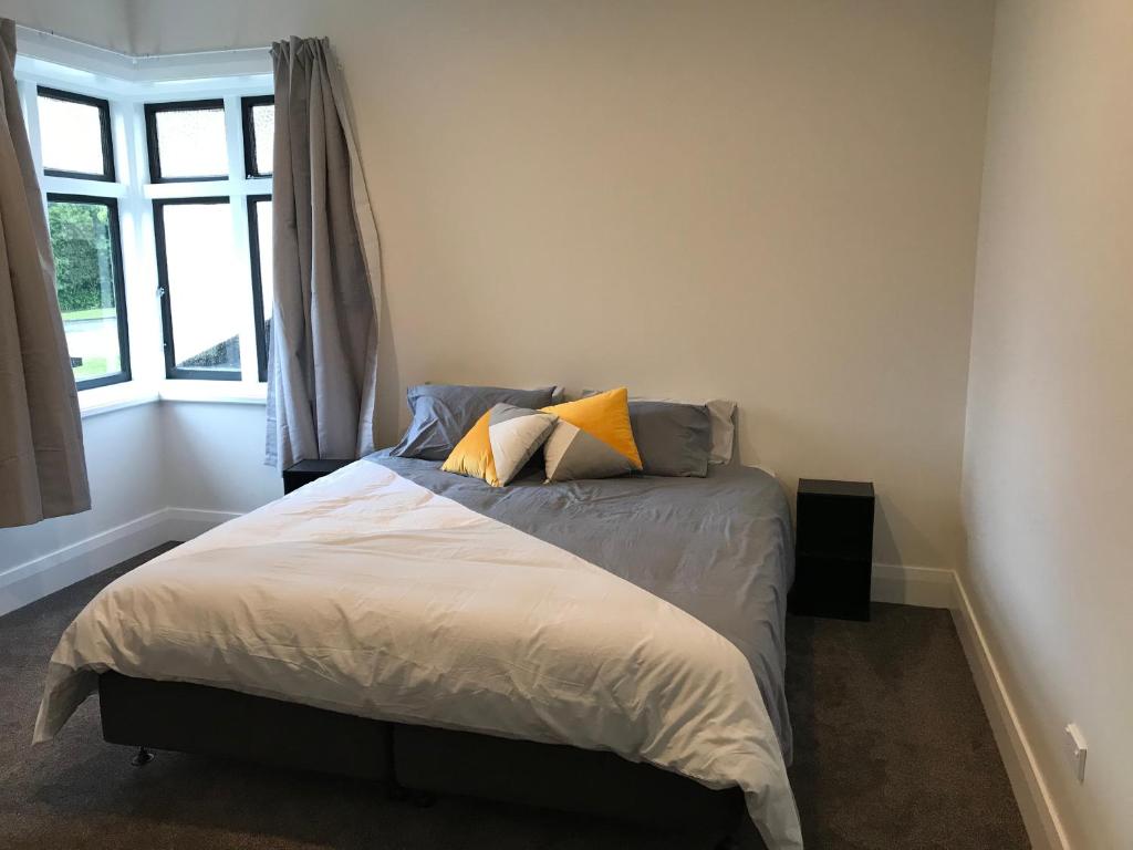 Te Waiharakeke Holiday Home - Resim 15