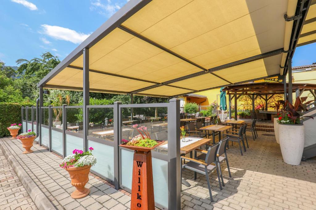 Bazén v ubytování Hotel Freiensteinerhof Superior nebo v jeho okolí