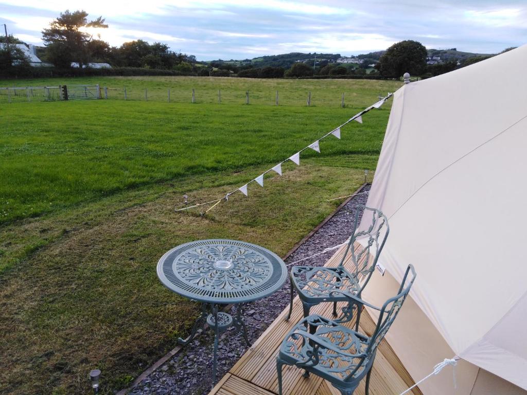 Stargazer Bell Tent - Pen Cefn Farm, Abergele, Conwy
