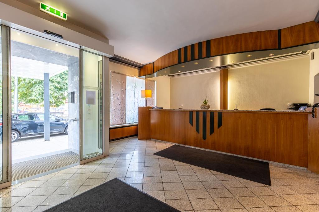 Trip Inn Hotel Esplanade, Düsseldorf - Resim 22