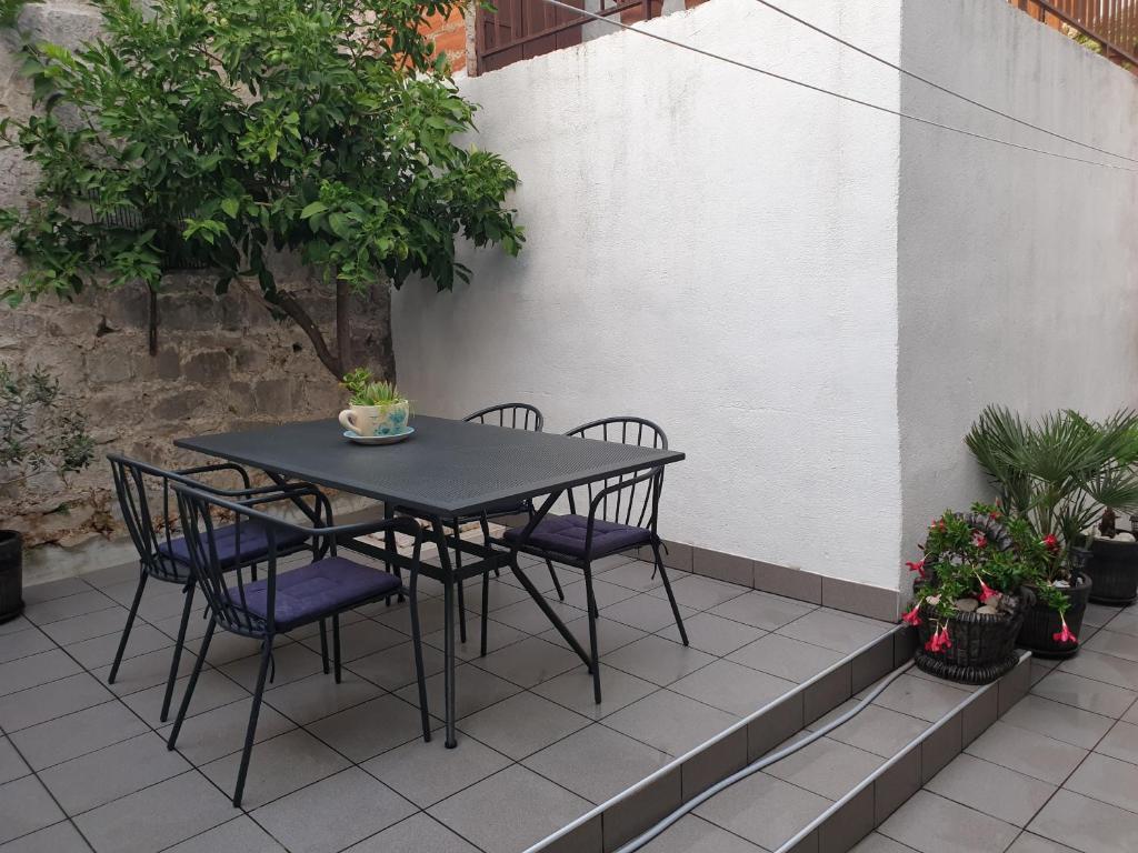 Patio nebo venkovní prostory v ubytování LEMON TREE