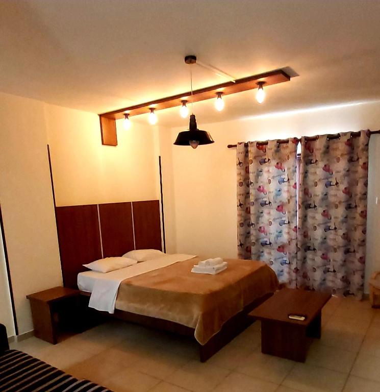Lakis Court - Studio Plus