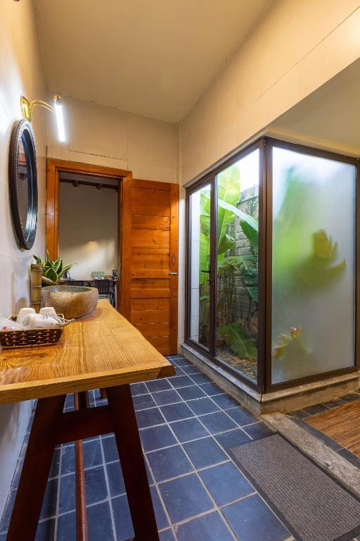 Tam Coc Banana Bungalow - 17