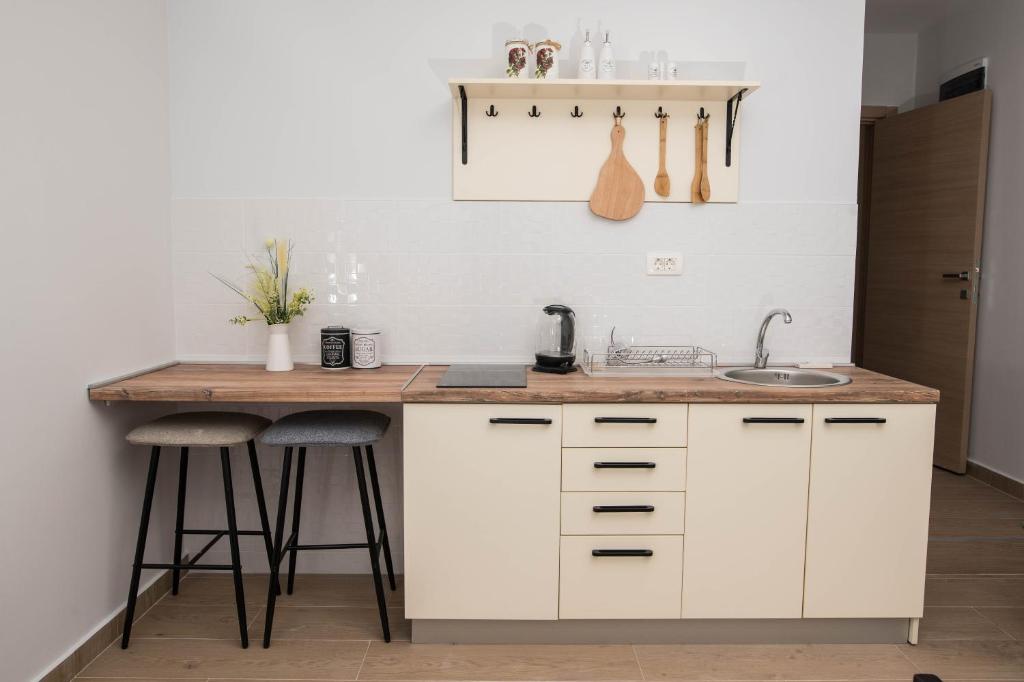 Studio apartment Vukcevic 2 - 2