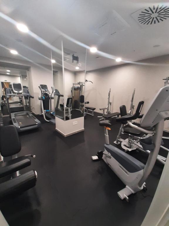 Fitness centrum a/nebo fitness zařízení v ubytování Hotel Centar No.1