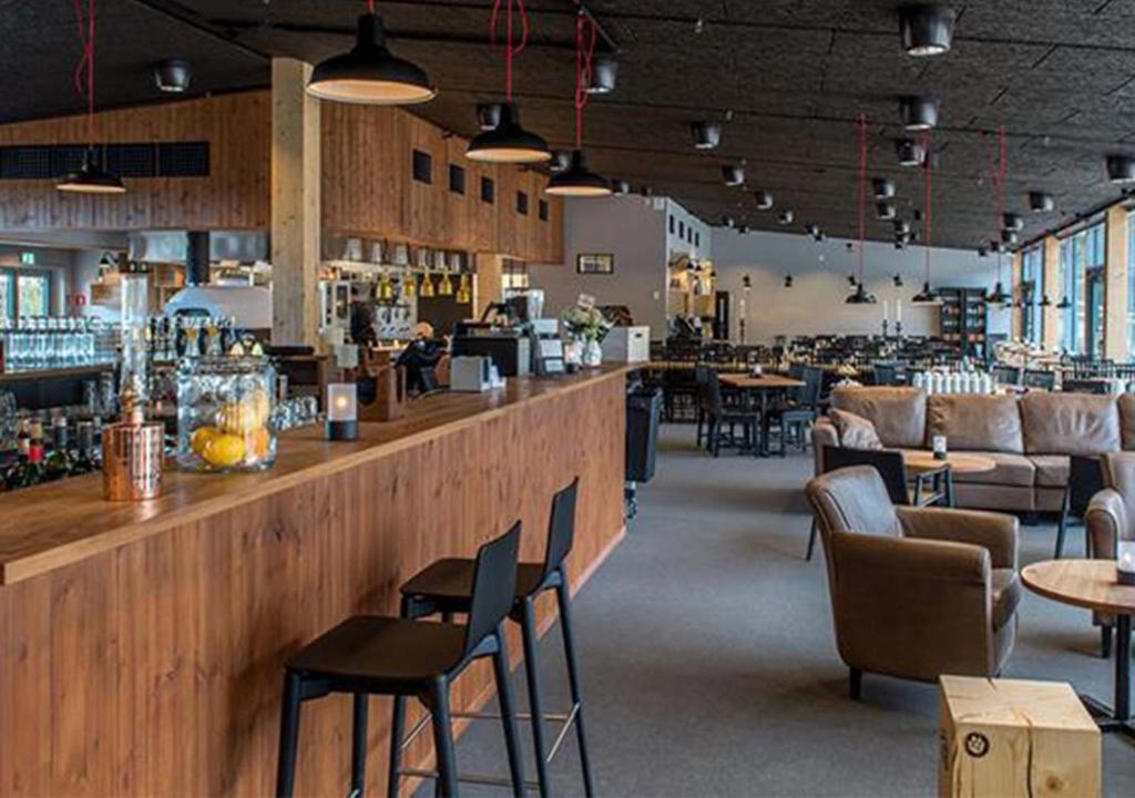 Lounge nebo bar v ubytování Alpstigen 6B - 6 bäddars fjällstuga mitt i Järvsöbacken