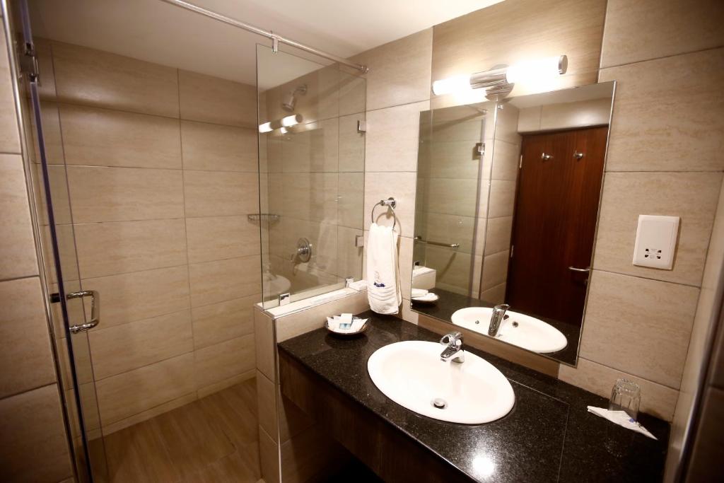 Koupelna v ubytování Merica Hotel