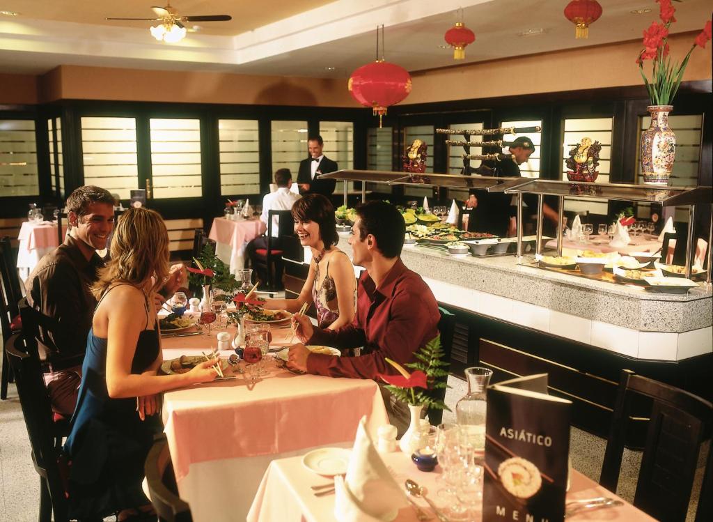 Hosté ubytování Hotel Riu Oliva Beach Resort - All Inclusive
