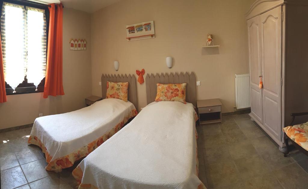Postel nebo postele na pokoji v ubytování LE GAHOUN - Chambres d'hôtes
