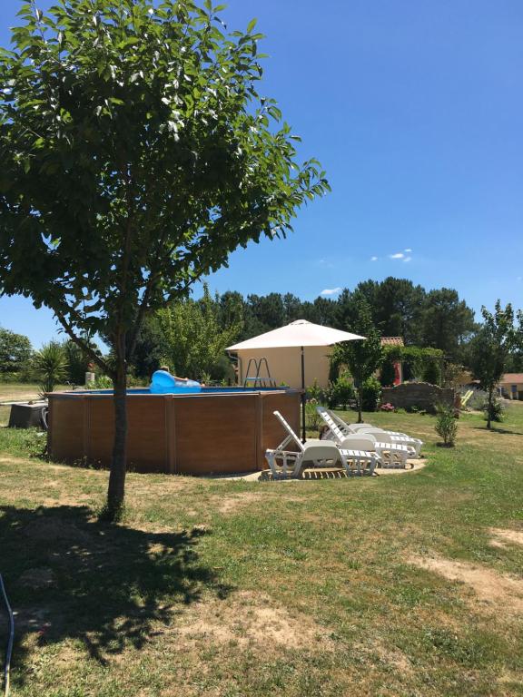 Tamniès