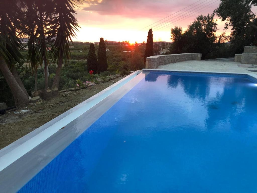 The swimming pool at or close to Villa Andrea