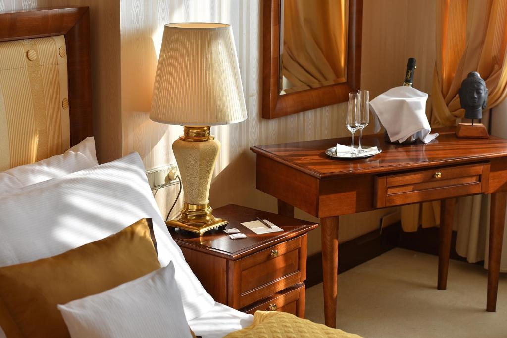 Apollo Hotel Bratislava - Resim 36