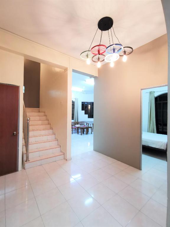 Fotografie z fotogalerie ubytování Warni Villa 8 Whole Or Room v destinaci Muar