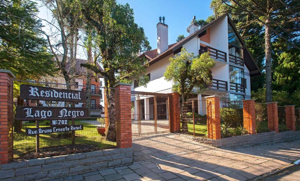 Residencial Lago Negro- 204D 2 Dormitórios - 8 PAX em Condomínio com Infra  Residencial Lago Negro- 204D 2 Dormitórios - 8 PAX em Condomínio com Infra