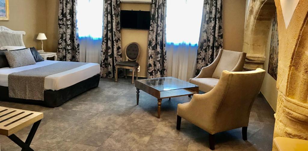 Hôtel des Augustins - Resim 29