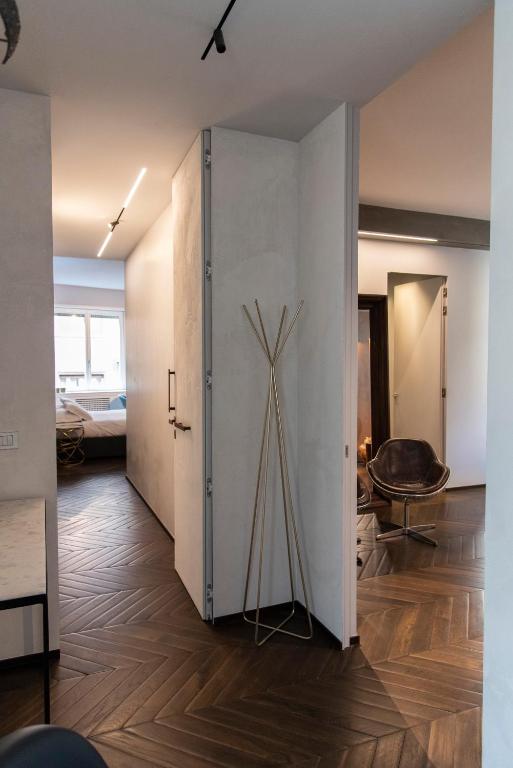 Zdjęcie z galerii obiektu PONTE VECCHIO LUXURY AND STYLISH APARTMENT we Florencji