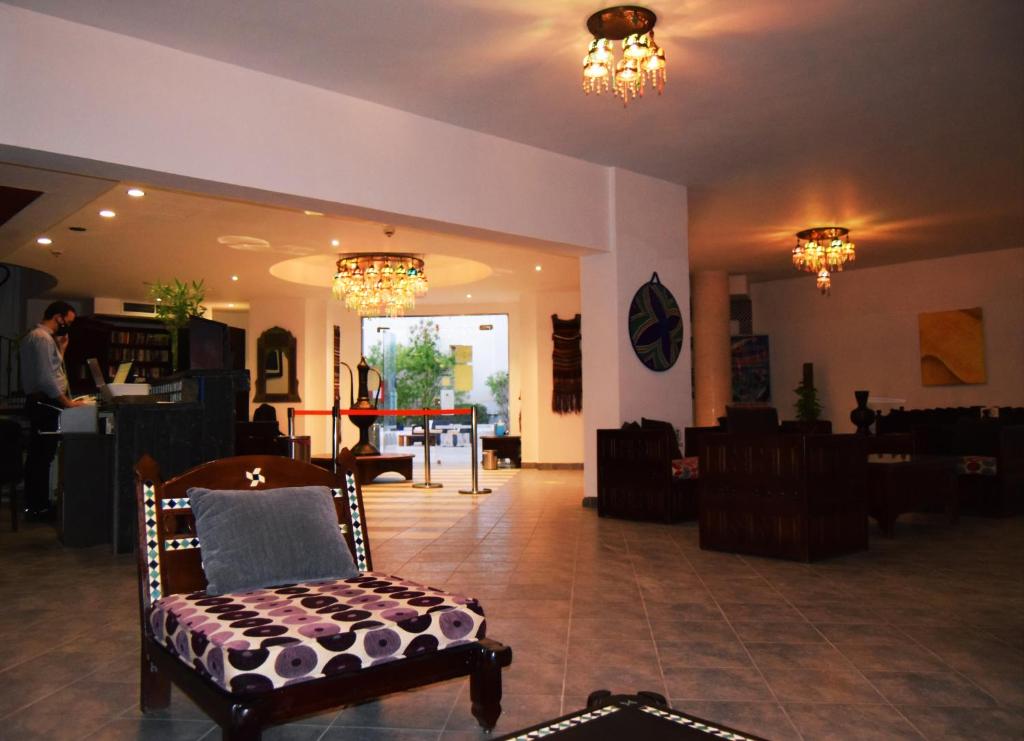 Posezení v ubytování Naama Blue Hotel