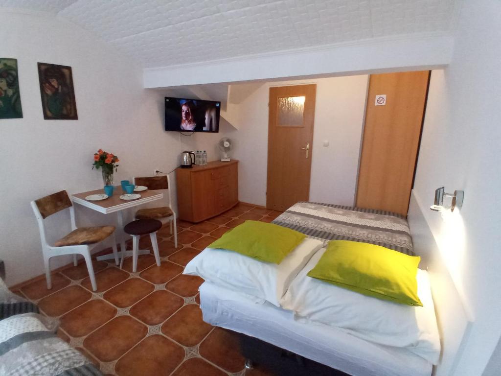 Pokoje gościnne Akacja Resko - Chambre Triple - Mansardée