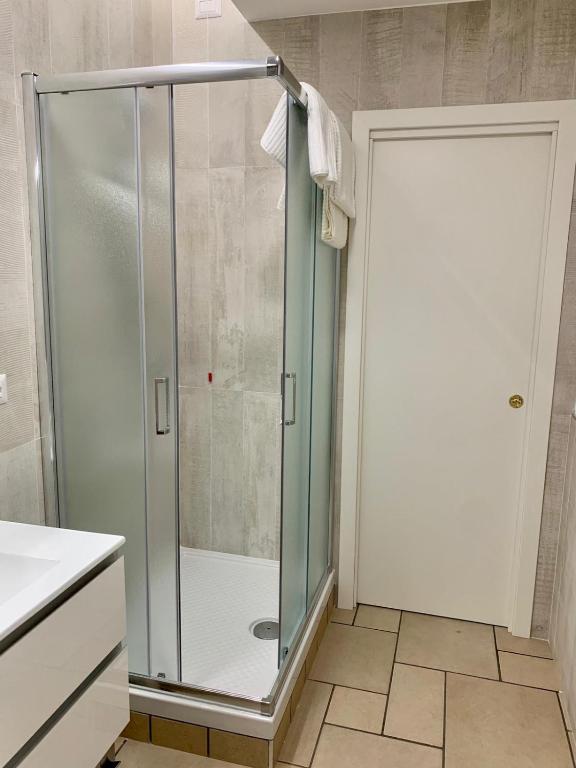 A bathroom at Torre dei Mori Boutique Rooms B&B
