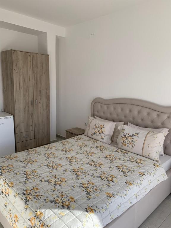 Postel nebo postele na pokoji v ubytování Seafront Apartments