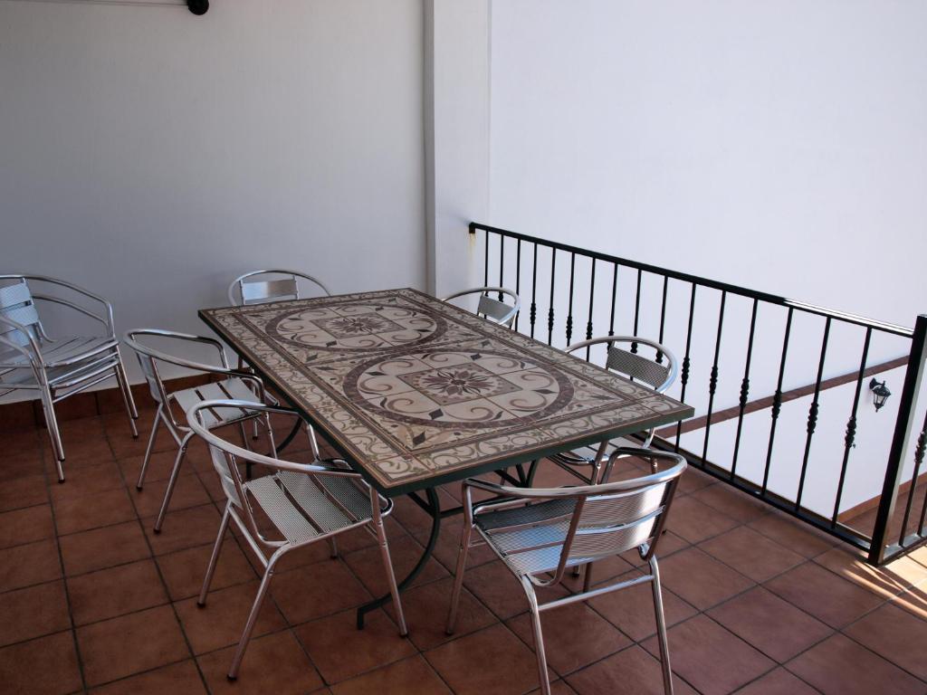 Casa en el pantano de Orellana - Huis Met Vier Slaapkamers