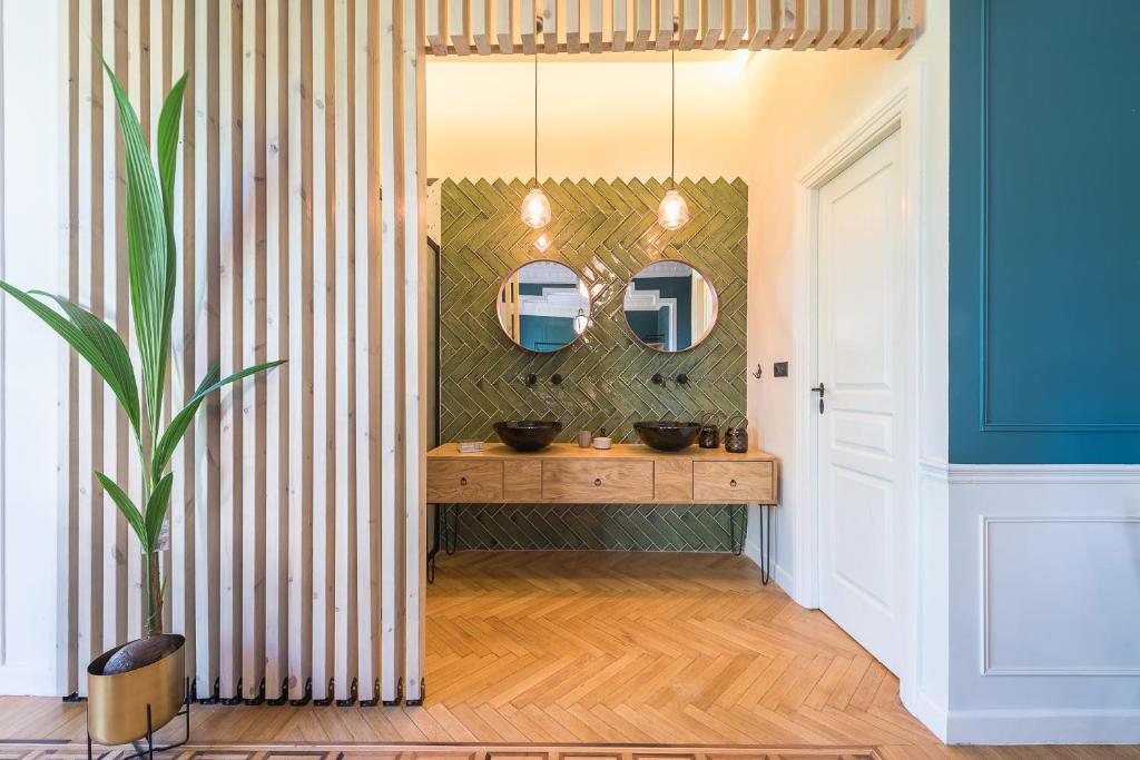 Moon And Stars Athens - Resim 26