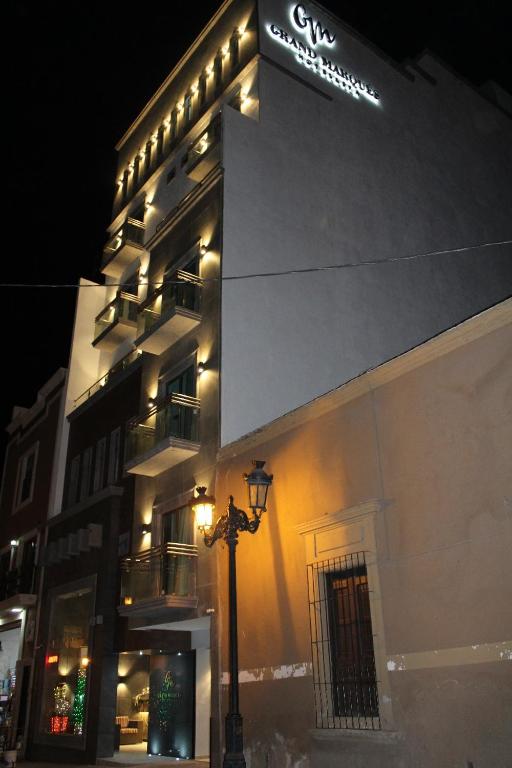 Budova, kde se hotel nachází