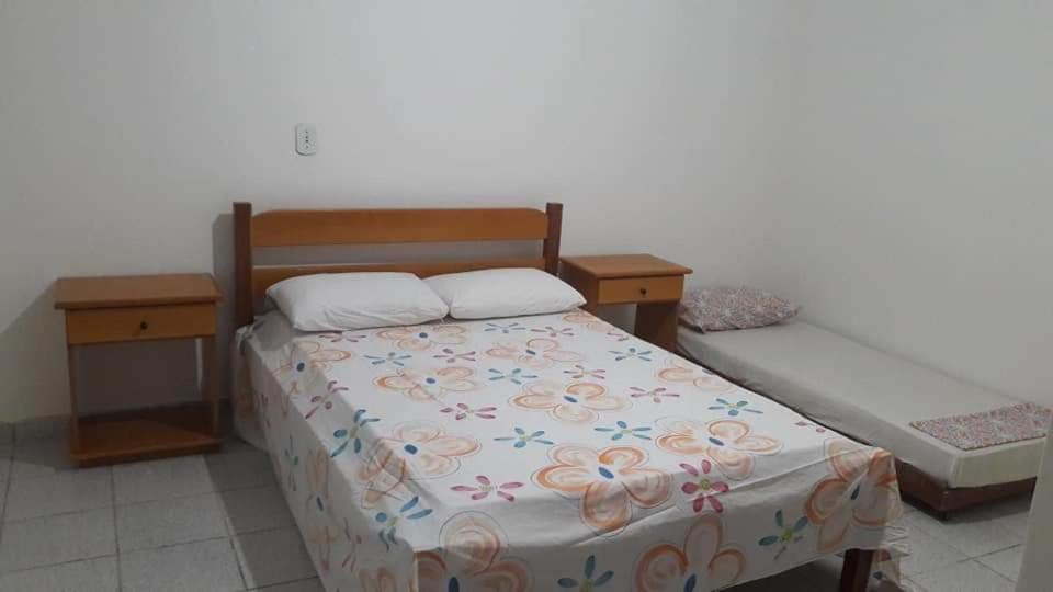  CASA COM SAUNA e PISCINA NO CENTRO