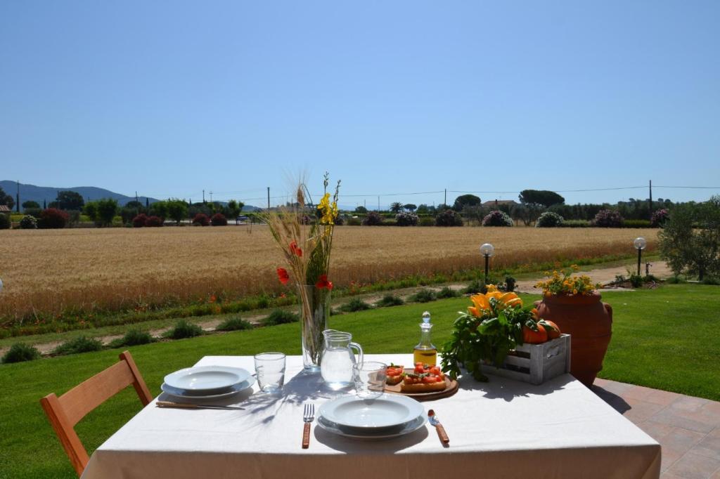 Zdjęcie z galerii obiektu Agriturismo Il vecchio mandorlo w mieście Castiglione della Pescaia