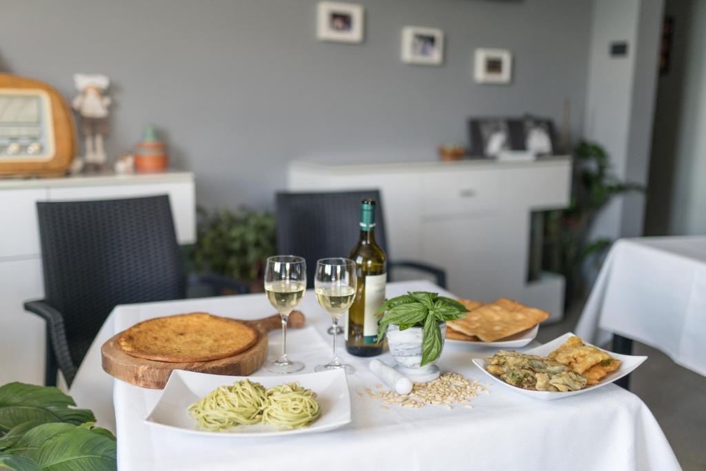 Jedlo v ubytovaní bed & breakfast alebo blízkom okolí