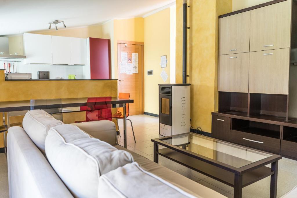 Kuchyň nebo kuchyňský kout v ubytování La Fontanella Apartment