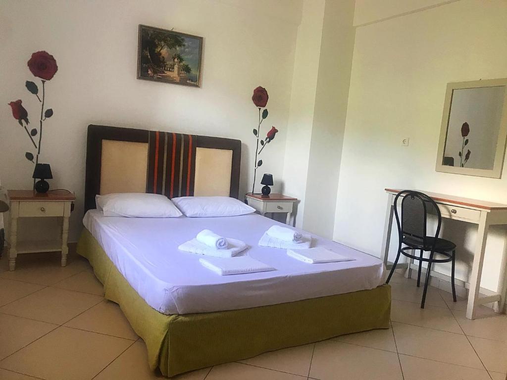 Postel nebo postele na pokoji v ubytování Teo Apartments Gouvia