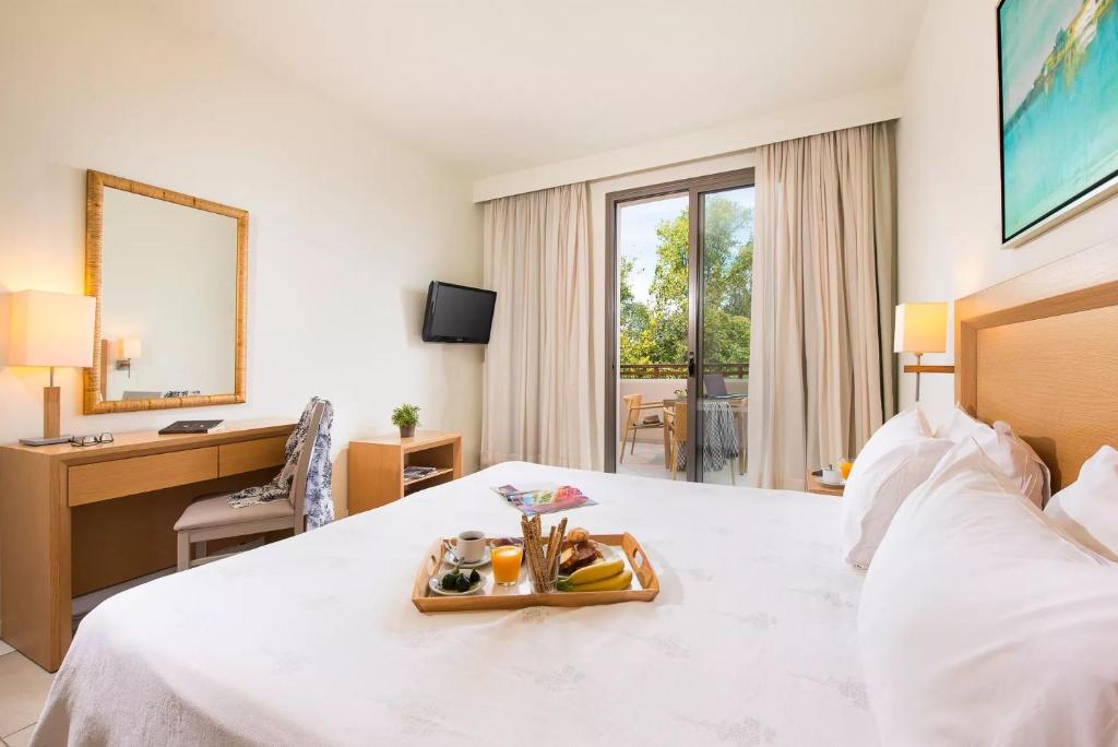 Kassandra Palace Seaside Resort - 