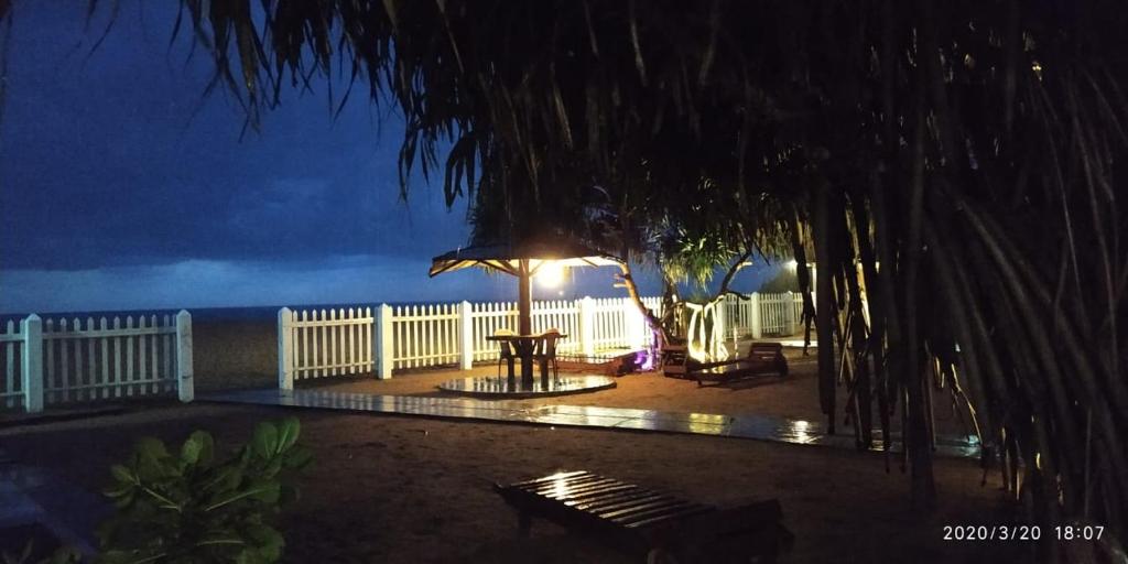 Fotografie z fotogalerie ubytování Green Shadows Beach Hotel v destinaci Kalutara