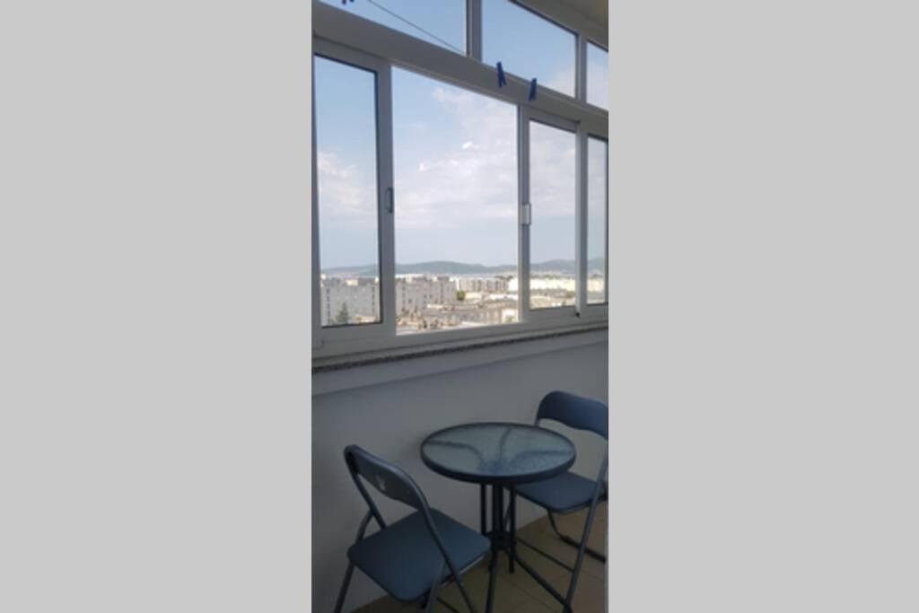 Zdjęcie z galerii obiektu Apartment KIKI, 7th floor, with a sea view, free WiFI, for 2 persons w mieście Zadar