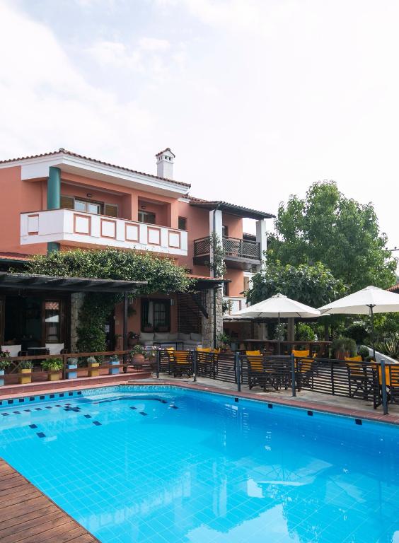 Bazén v ubytovaní Ammon Garden Hotel alebo v jeho blízkosti