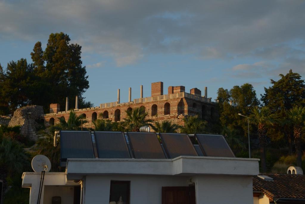 Rebetika Hotel & bistro - 19